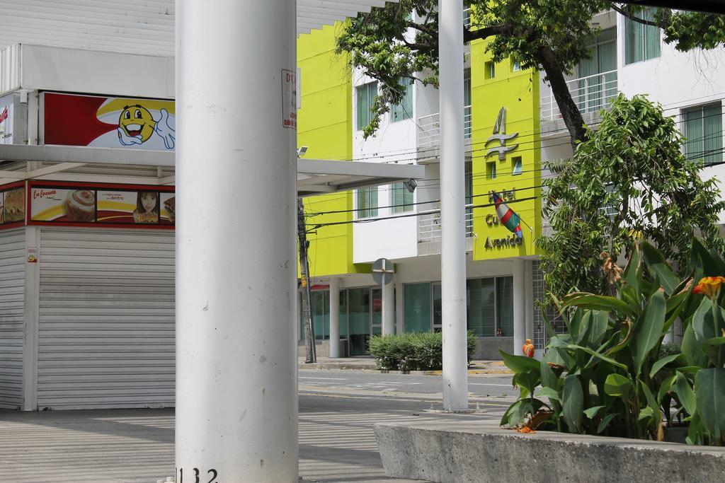 Hotel Cuarta Avenida กาลี ภายนอก รูปภาพ