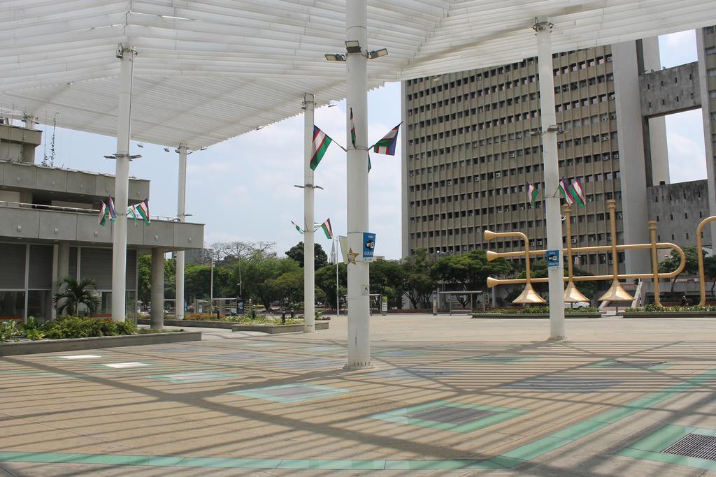 Hotel Cuarta Avenida กาลี ภายนอก รูปภาพ