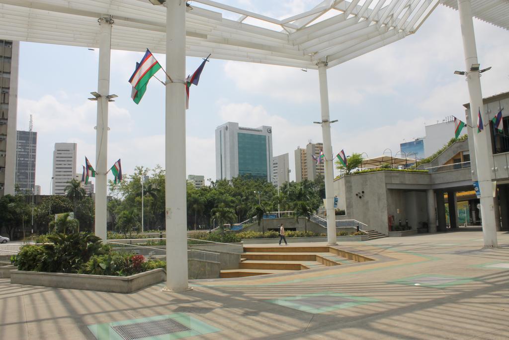 Hotel Cuarta Avenida กาลี ภายนอก รูปภาพ