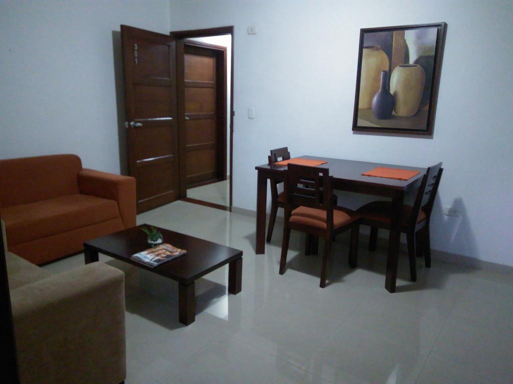 Hotel Cuarta Avenida กาลี ภายนอก รูปภาพ