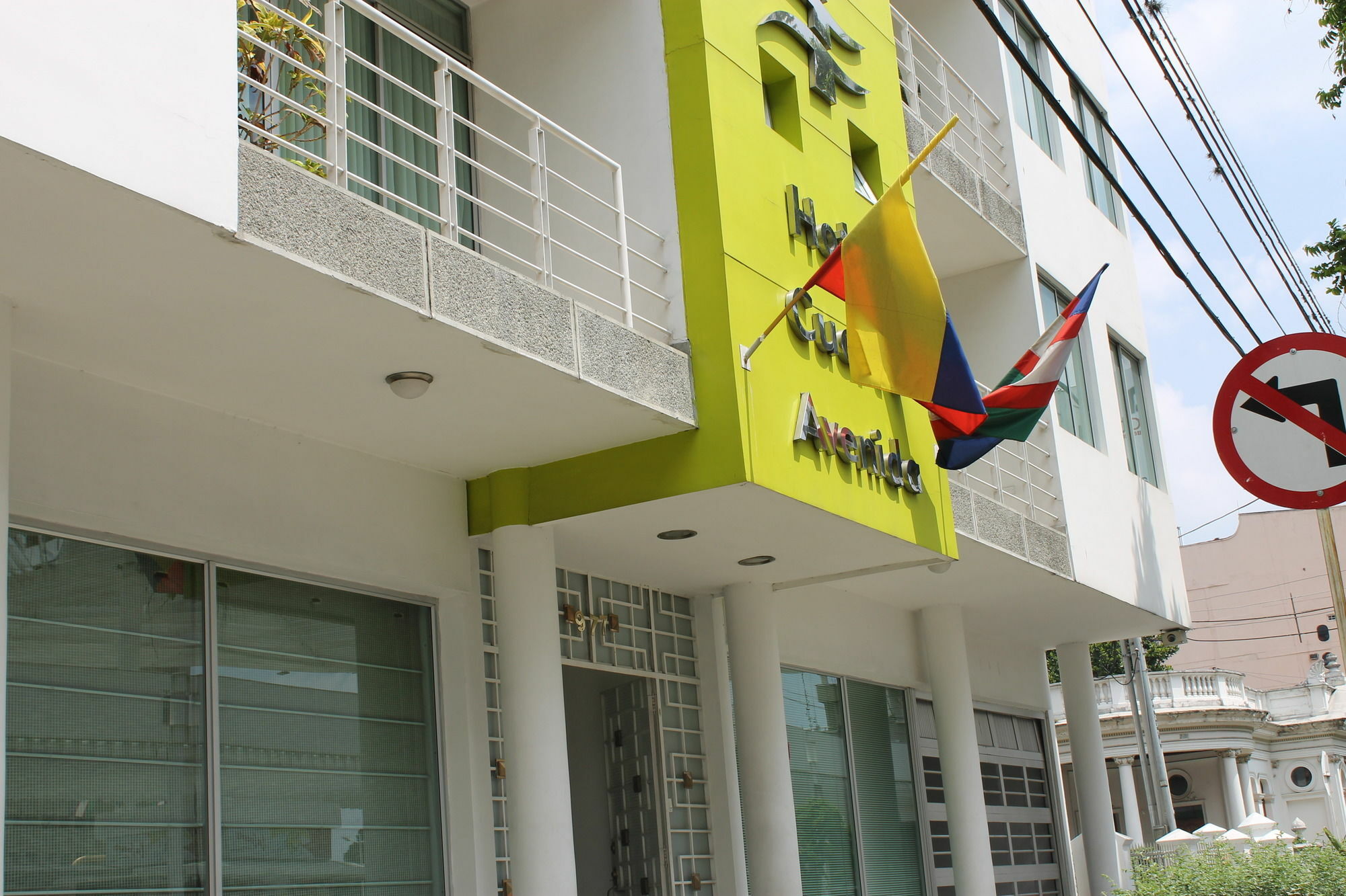 Hotel Cuarta Avenida กาลี ภายนอก รูปภาพ